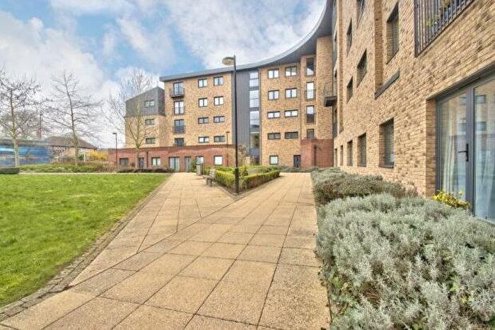 2 Bedroom Flat To Rent In Hawkins Court, Huntingdon, PE29