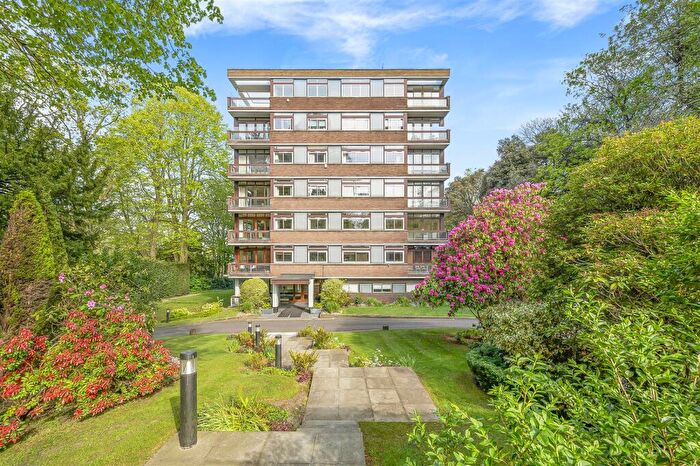 4 Bedroom Flat For Sale In Penthouse Apartment, Oak Hill Park, Hampstead, NW3
