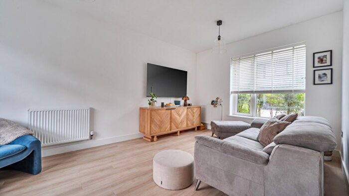 2 Bedroom Semi Detached House For Sale In Marleigh Lane, Cambridge, CB5