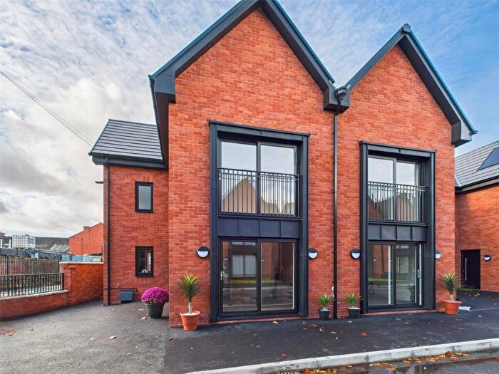 4 Bedroom Semi Detached House For Sale In Belper Terrace, Chapel Street, Levenshulme, Manchester, M19