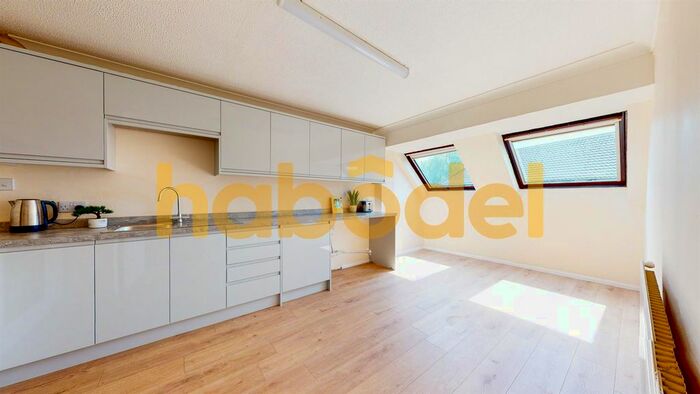 2 Bedroom Flat To Rent In The Paddocks, Martlesham Heath, Ipswich, IP5