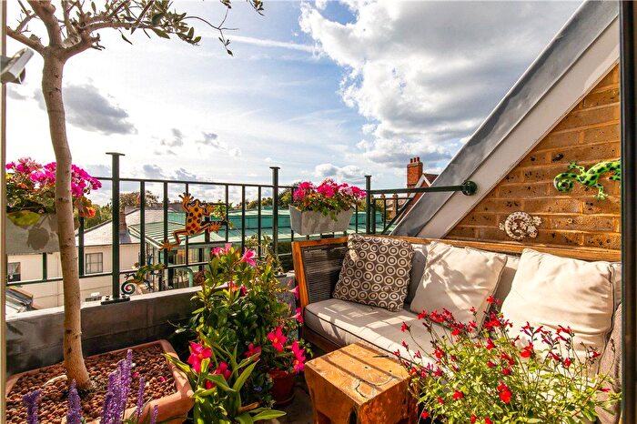 2 Bedroom Flat To Rent In Ridgway, Wimbledon Village, SW19