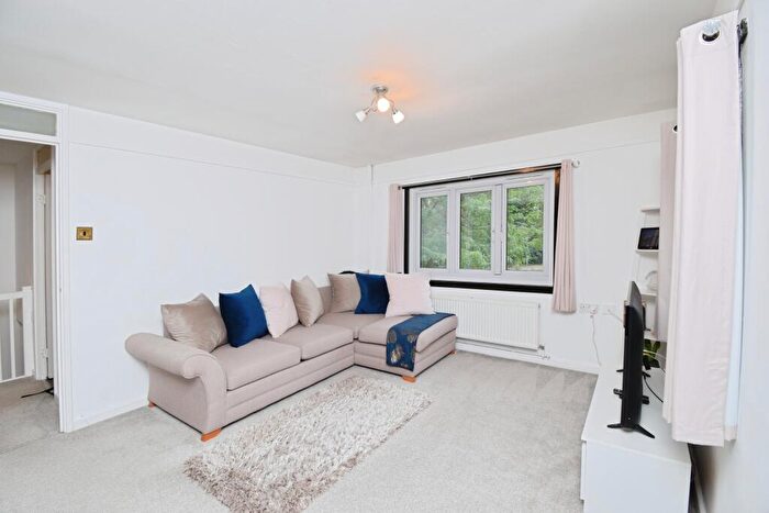 1 Bedroom Flat To Rent In Cyprus Place, Beckton, London, E6