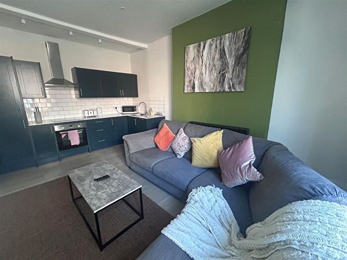 4 Bedroom Maisonette To Rent In London Road, Brighton, BN1