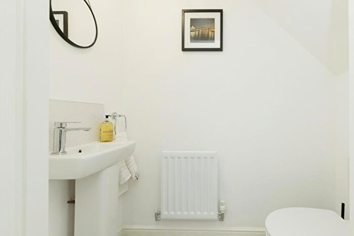 3 Bedroom Semi-Detached House For Sale In Victory Close, Consett, DH8