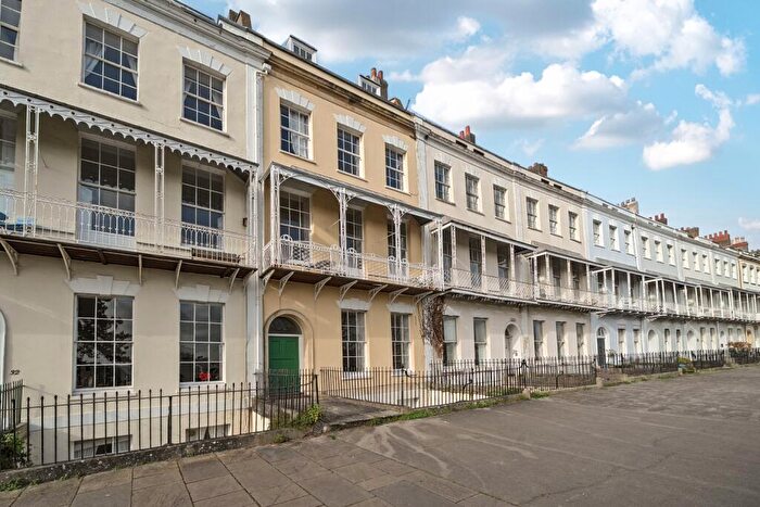 2 Bedroom Flat For Sale In Clifton, Bristol, BS8