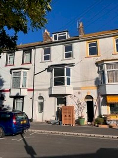 Studio To Rent In Commercial Road, Weymouth, DT4