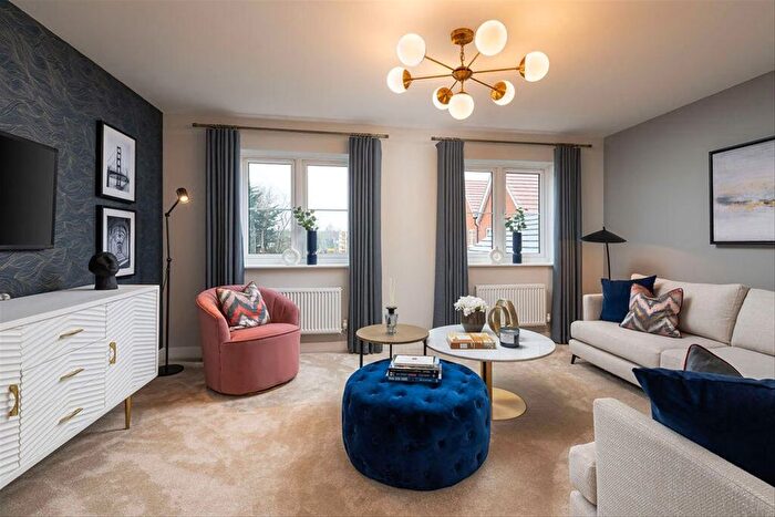 3 Bedroom End Of Terrace House For Sale In Meadowview Road, London, SW20