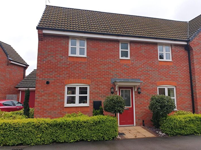 3 Bedroom Semi-Detached House To Rent In Octavian Crescent, North Hykeham, Lincoln, LN6