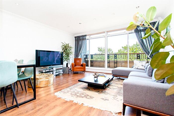 2 Bedroom Flat To Rent In Claremont Heights, Pentonville Road, N1