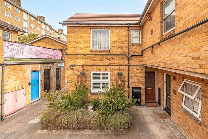 1 Bedroom Flat For Sale In Collinson Walk, Borough, SE1