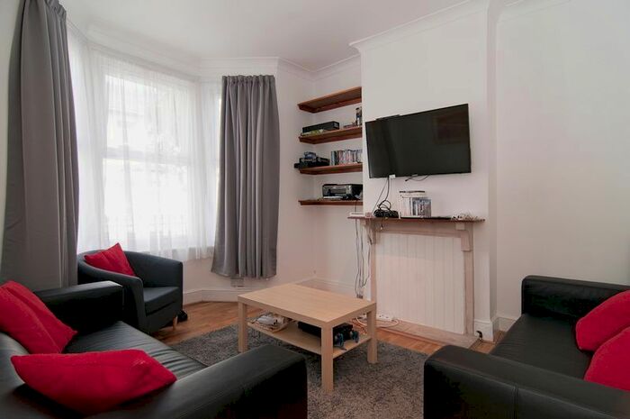 6 Bedroom Terraced House To Rent In Yeldham Road, London, W6