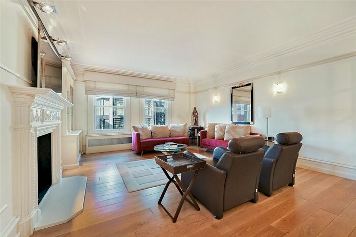 2 Bedroom Flat To Rent In Park Mansions, Knightsbridge, London, SW1X