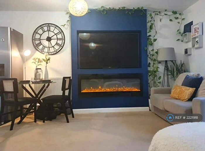 2 Bedroom Flat To Rent In Harston Walk, London, E3