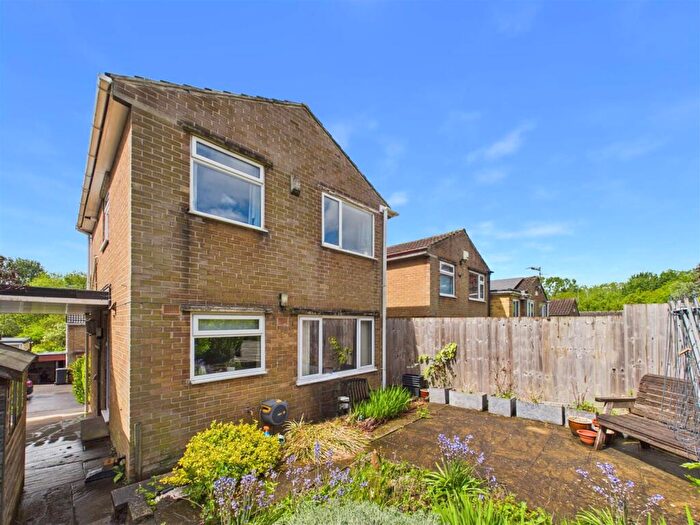 3 Bedroom Link Detached House For Sale In Moor View Road, Sheffield, S8