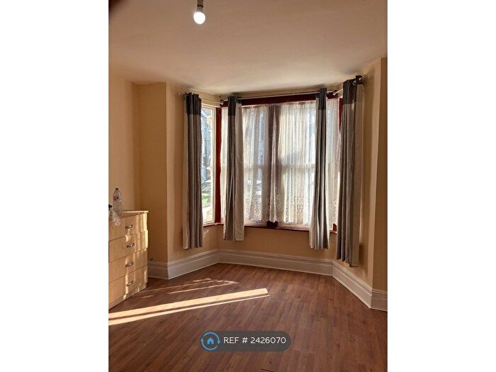 3 Bedroom Terraced House To Rent In Lathom Road, East Ham, E6