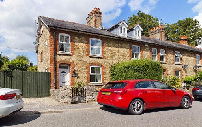 2 Bedroom Terraced House To Rent In Queen Street, Geddington, Kettering, Northamptonshire, NN14