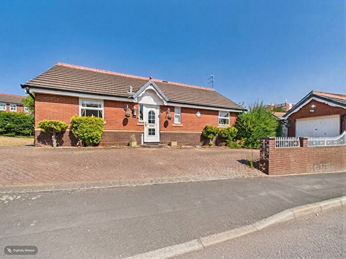 3 Bedroom Detached Bungalow For Sale In Betteridge Drive, Sutton Coldfield, B76