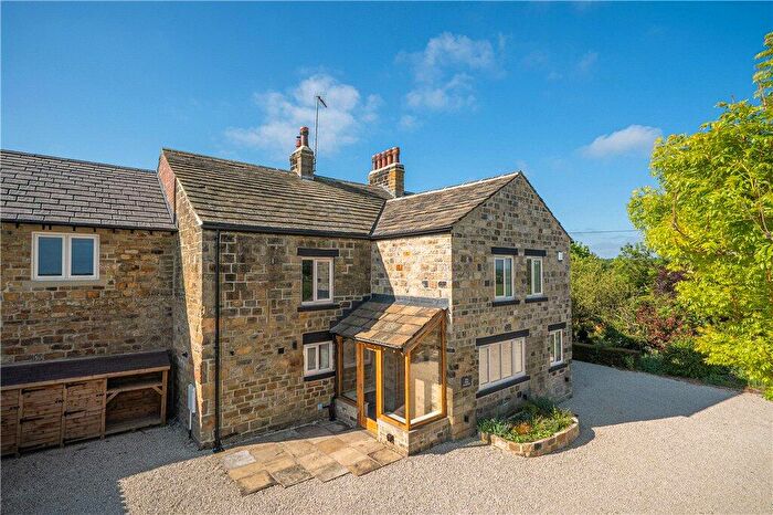 6 Bedroom House For Sale In Wike Ridge Lane, Leeds, West Yorkshire, LS17