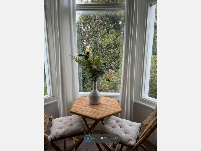 Studio To Rent In Breakspears Road, London, SE4