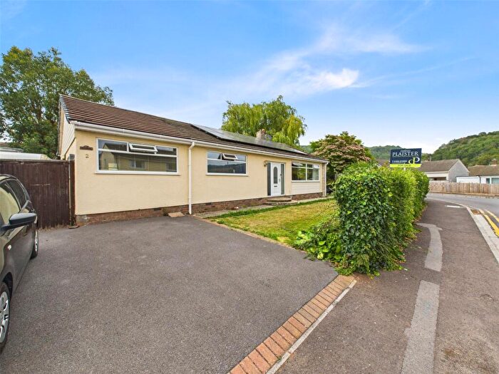 3 Bedroom Bungalow For Sale In Hill Lea Gardens, Cheddar, Somerset, BS27