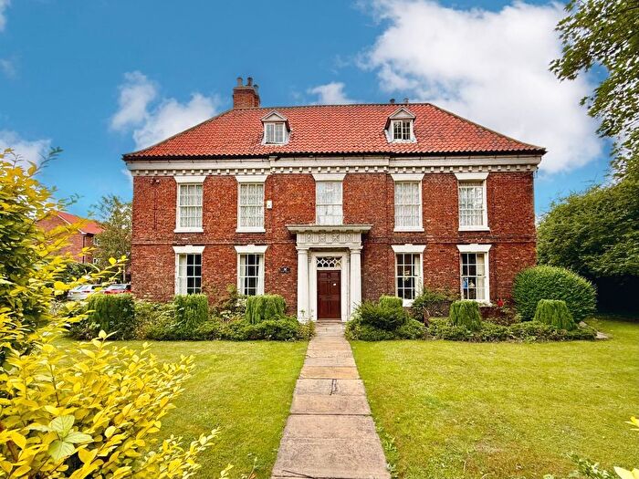 9 Bedroom Detached House For Sale In Newport, Barton-Upon-Humber, DN18