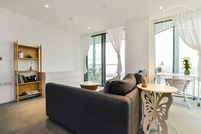 1 Bedroom Flat To Rent In Dollar Bay Point, Canary Wharf, E14