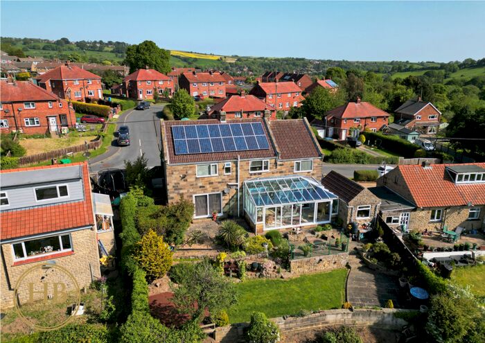 4 Bedroom Detached House For Sale In Hollin Hill, Sleights, YO22