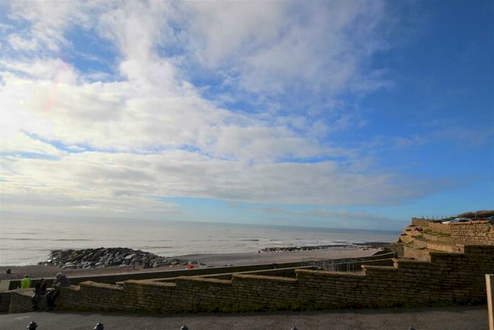 2 Bedroom Flat To Rent In High Street, Rottingdean, BN2