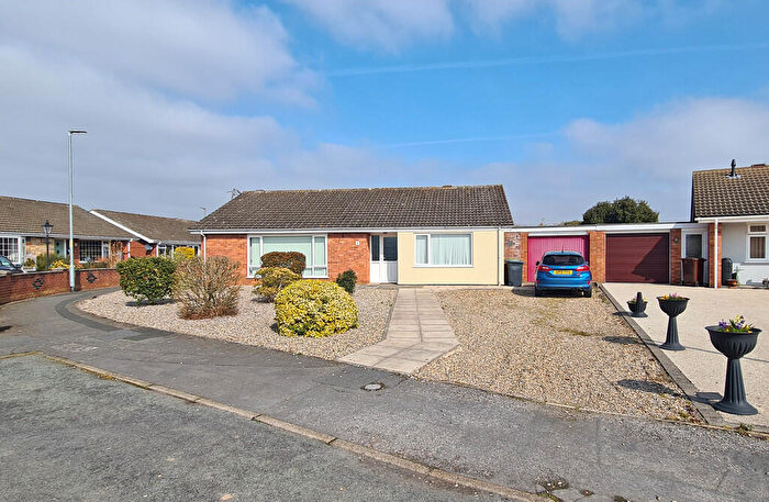 3 Bedroom Detached Bungalow For Sale In Baker Close, North Walsham, NR28