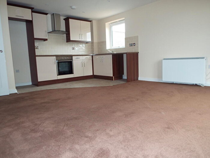 2 Bedroom Apartment To Rent In Tilbury, Essex, RM18