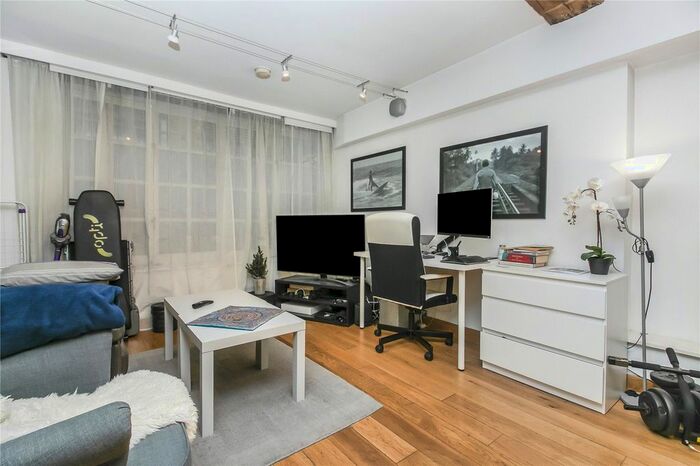 Studio To Rent In Calvin Street, Shoreditch, London E1