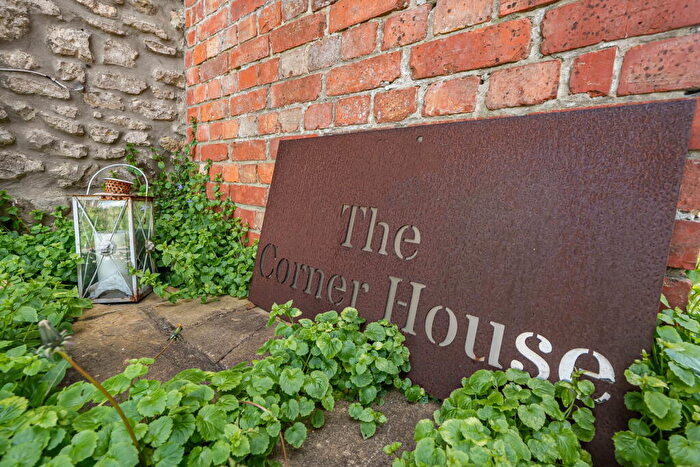 4 Bedroom Detached House For Sale In The Corner House, Maiden Bradley, BA12