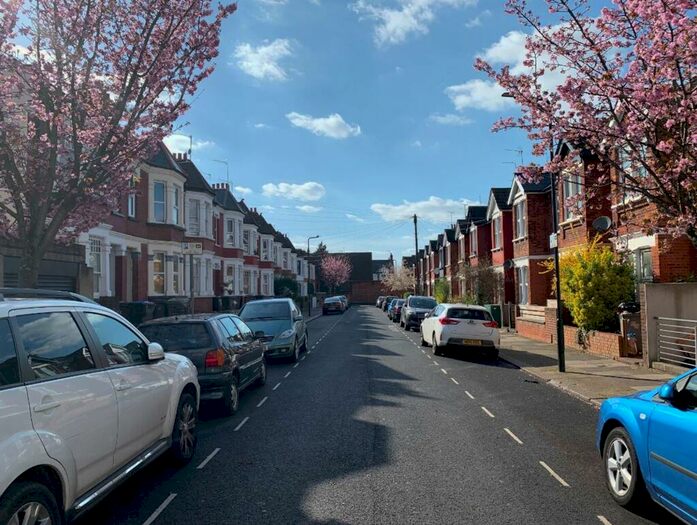 3 Bedroom Apartment To Rent In Cornwall Gardens, London, NW10