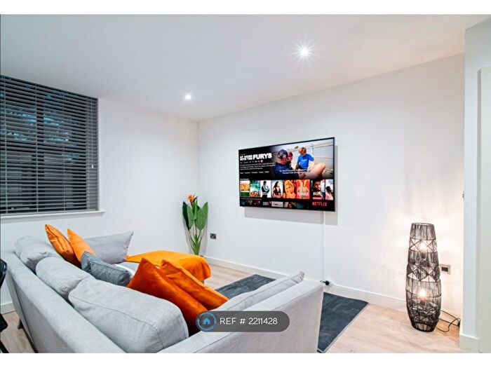 2 Bedroom Flat To Rent In Green Mill Apartments, Holmfirth, HD9