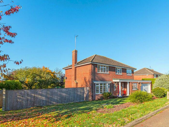 5 Bedroom House To Rent In Tythe Close, Stewkley, Leighton Buzzard, LU7