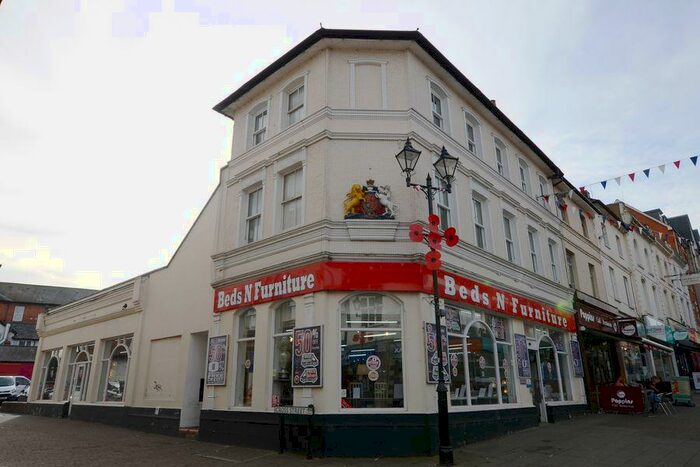 1 Bedroom Apartment To Rent In Union Street, GU11