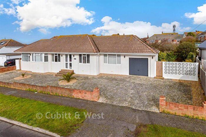 2 Bedroom Detached Bungalow For Sale In Bevendean Avenue, Saltdean, East Sussex, BN2