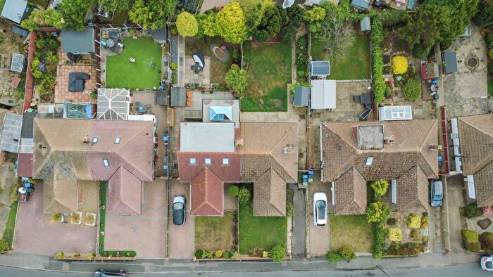 2 Bedroom Bungalow For Sale In West Dumpton Lane, Ramsgate, CT11