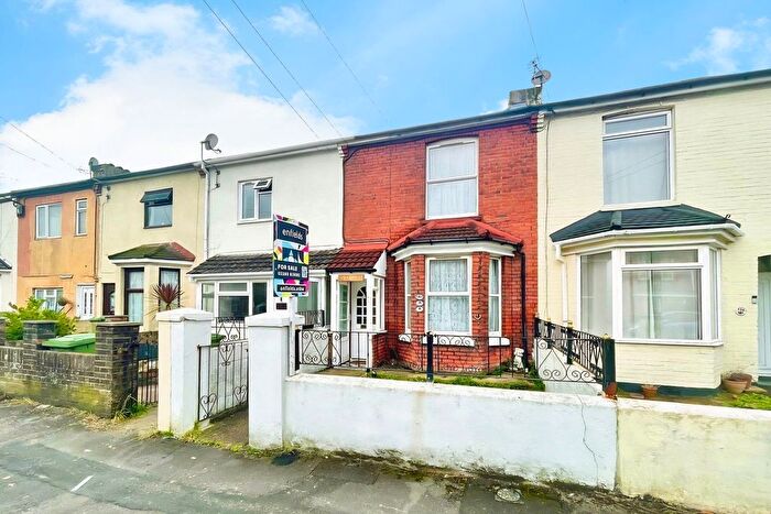 3 Bedroom Terraced House For Sale In Ludlow Road, Southampton, SO19