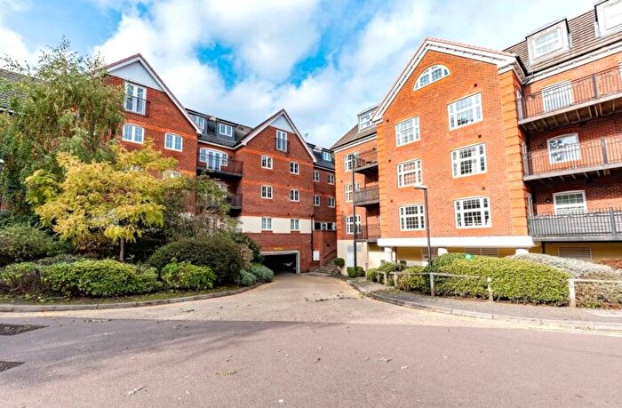 1 Bedroom Flat To Rent In London Road, Camberley, Surrey, GU15