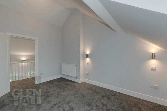 1 Bedroom Flat To Rent In Station Road, London, N11