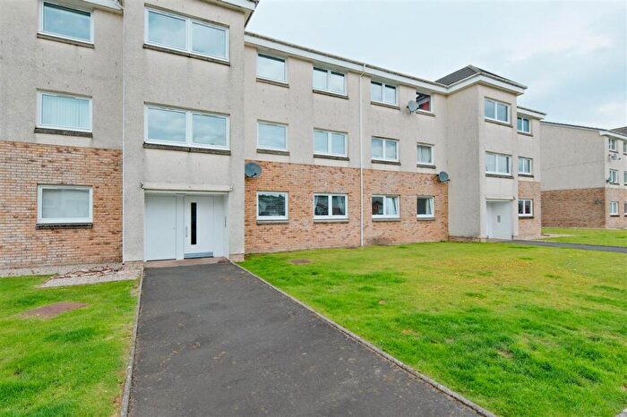 2 Bedroom Apartment For Sale In Sanderling, Lesmahagow, ML11