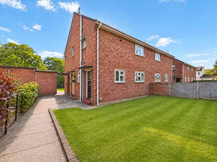 1 Bedroom Apartment For Sale In Froomshaw Road, Bristol, BS16