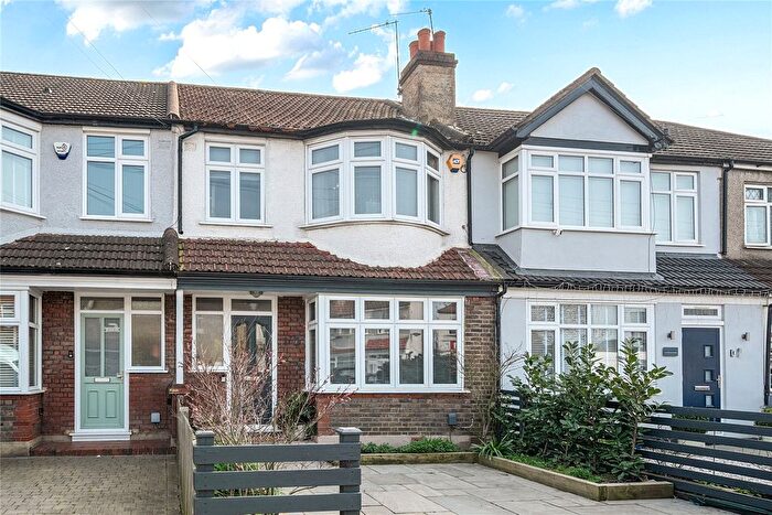 3 Bedroom Terraced House For Sale In Surbiton, KT6