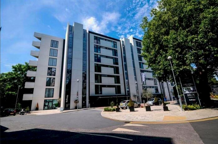 1 Bedroom Flat To Rent In Edmunds House, Colonial Drive, Chiswick, W4