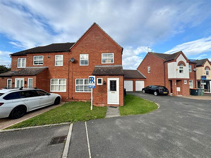 3 Bedroom Semi-Detached House To Rent In Mill Lane, Barton-Le-Clay, MK45