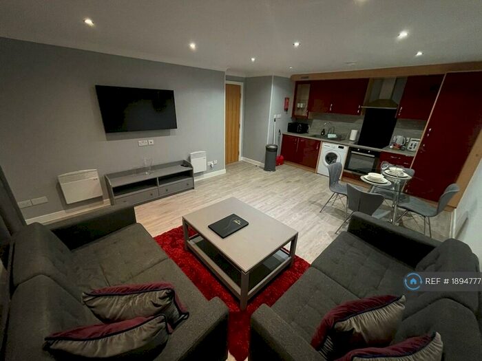 1 Bedroom Flat To Rent In Barrland Street, Glasgow, G41