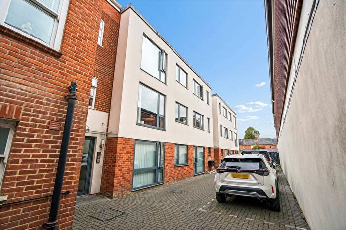 2 Bedroom Apartment To Rent In Britannia Place, Reading Road, Henley-on-Thames, Oxfordshire, RG9