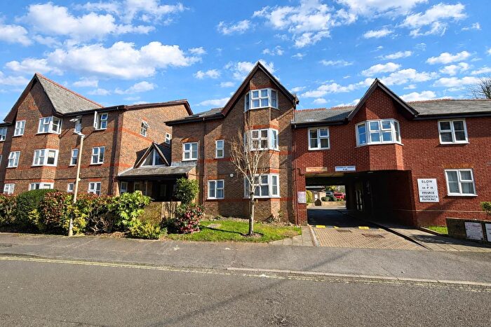 1 Bedroom Retirement Property For Sale In Eastfield Road, Brentwood, CM14